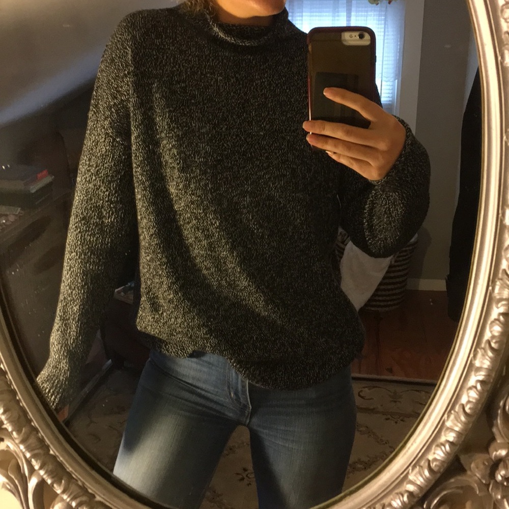 Oversized Tahari sweater